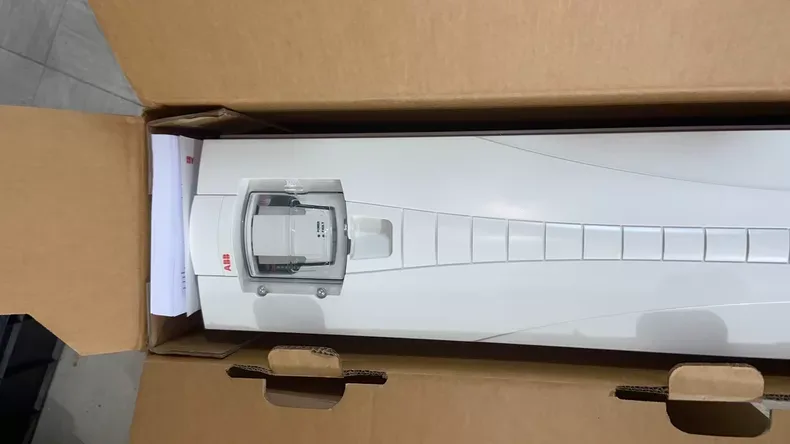 ABB ACS550-U1-072A-4+B055 Frequency Converter 2