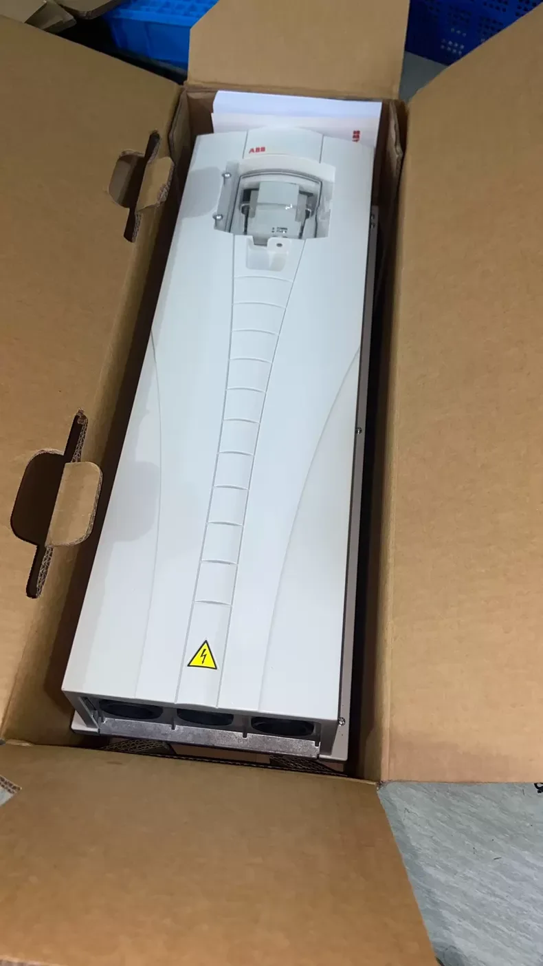 ABB ACS550-U1-072A-4+B055 Frequency Converter
