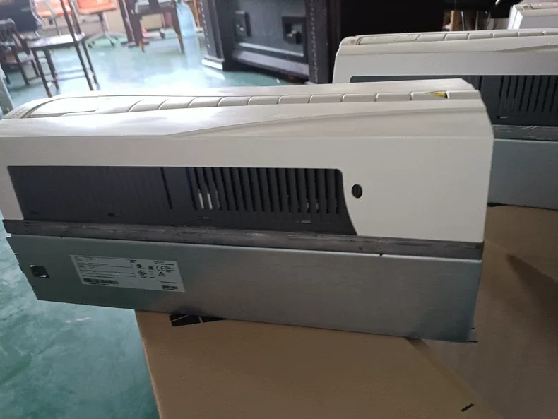 ABB VFD AC DRIVE ACS550-U1-072A-4 50HP 72A 380-480V 3PH 37KW 2