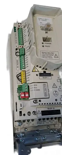 ABB ACS5800105A64 - - ACS580-01-05A6-4 / VARIATOR 3