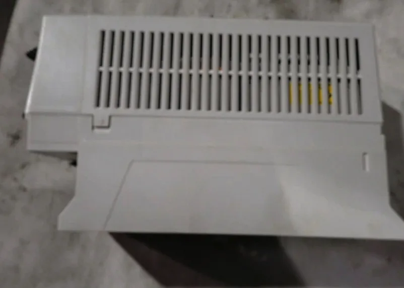 ABB ACS580-01-02A1-4 VFD AC Drive 1HP 75kW 2.1A ACS580 4