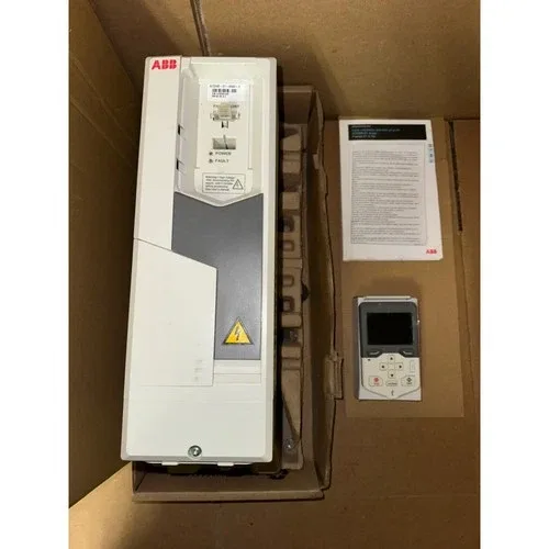 ABB ACS580-01-06A0-4 DRIVE WITH KEYPAD 5-HP 480-VAC - MAKE OFFER