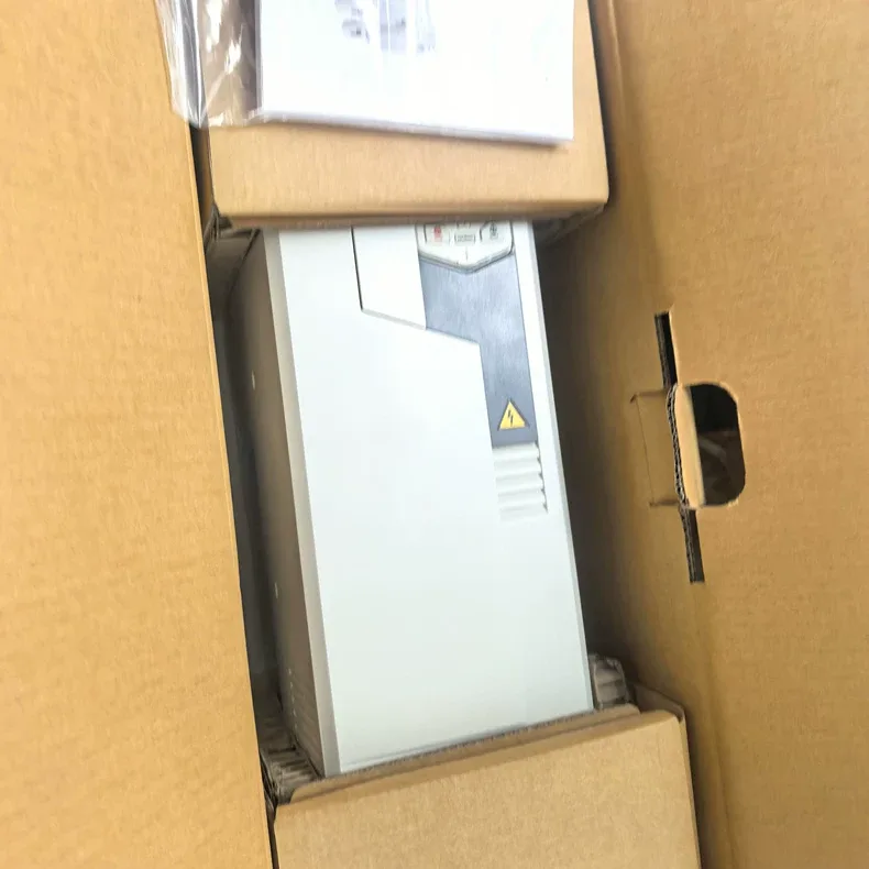 ABB ACS580-01-077A-4 Inverter 4