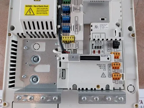 ABB ACS580-01-273A-2 AC General Purpose Wall-Mounted Drive with DC Axial Fan 4