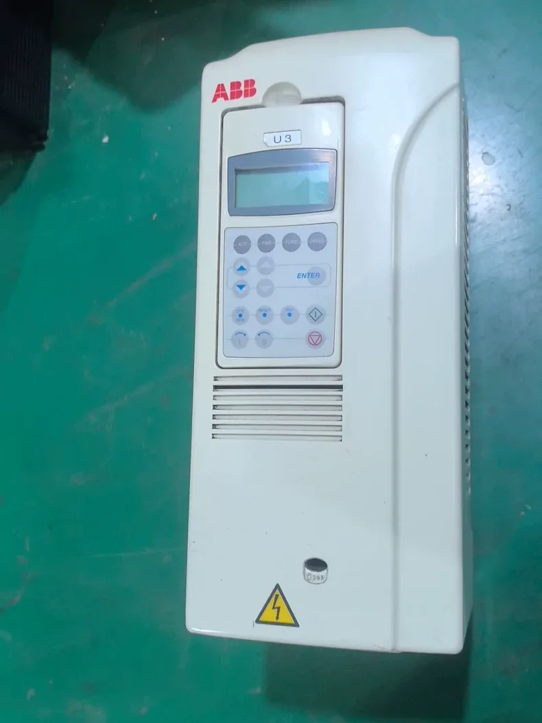 ABB ACS800-01-0020-3+E202 5