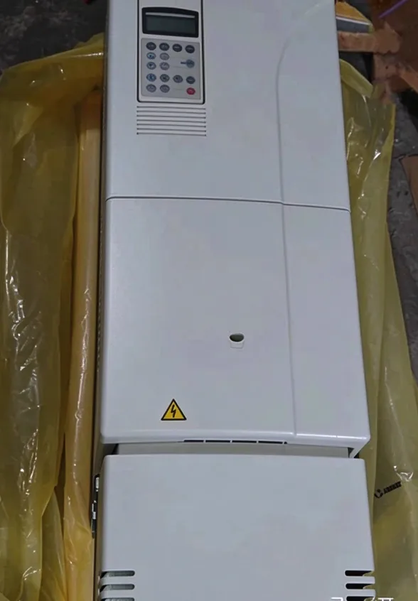 ABB ACS800-01-0120-3+D150+P901 frequency converter 3