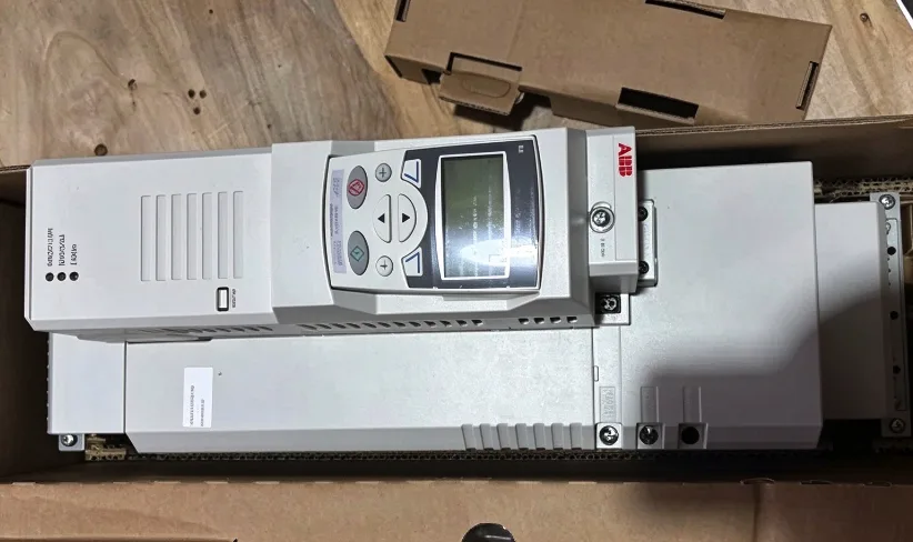 ABB ACS850-04-03A0-5+J400 Inverter
