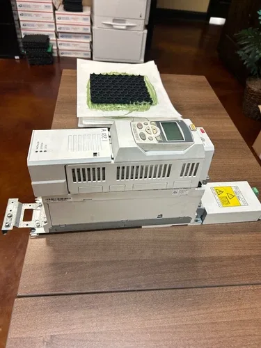 ABB ACS850-04-08A0+J400 2