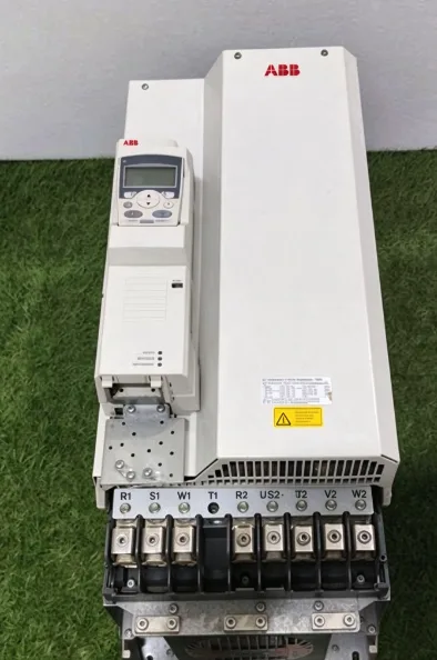 ABB ACS850-04-166A-5+J400 90KW/125HP AC DRIVE 2