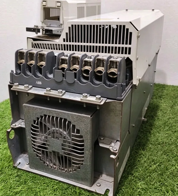 ABB ACS850-04-166A-5+J400 90KW/125HP AC DRIVE 4