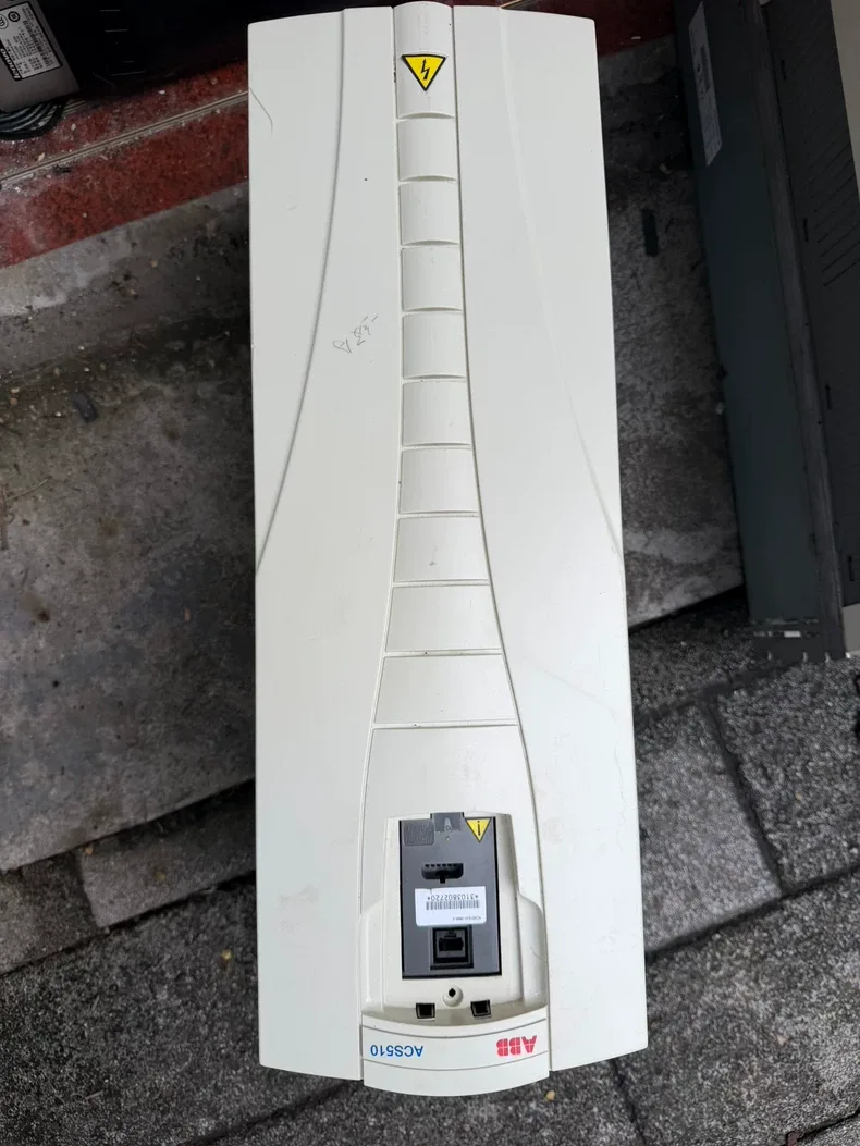 ABB ABB550 ACS550-01-044A-4 22/18.5KW
