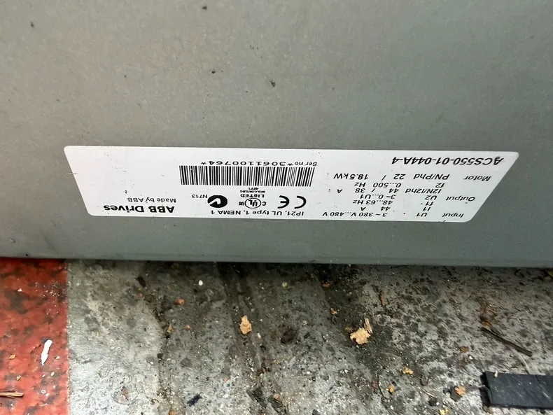 ABB ABB550 ACS550-01-044A-4 22/18.5KW 5