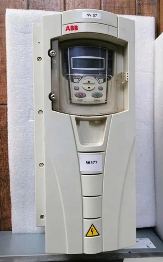 ABB ACS550-01-05A4-4+B055 3P AC380V ~ 480V 2.2KW Inverter HMD0 4
