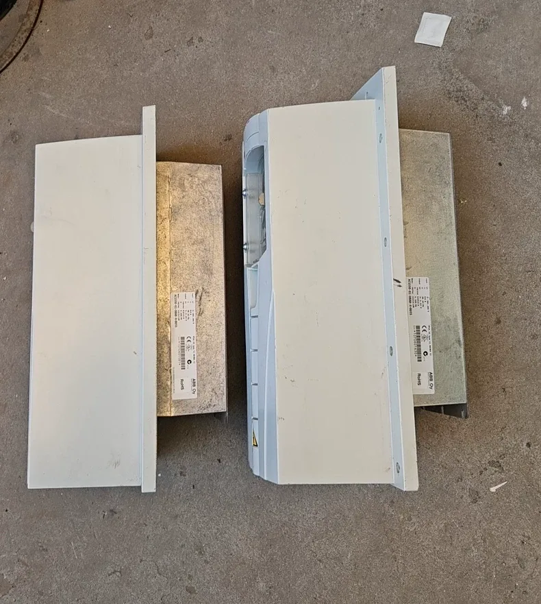 ABB ACS550-01-08A8-4+B055 Frequency converter 4