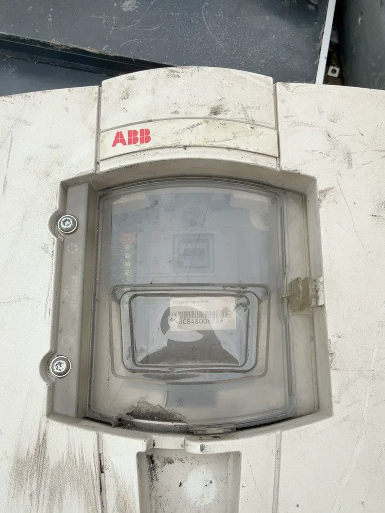 ABB ACS550-01-125A-4+B055 Frequency converter