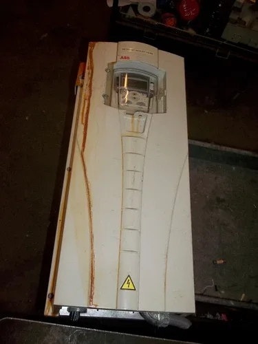 ABB ACS550-U1-038A-4+B055 Inverter