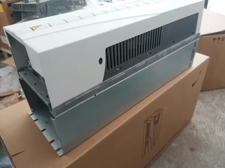 ABB ACS550-U1-097A-4 Frequency Converter * H 3