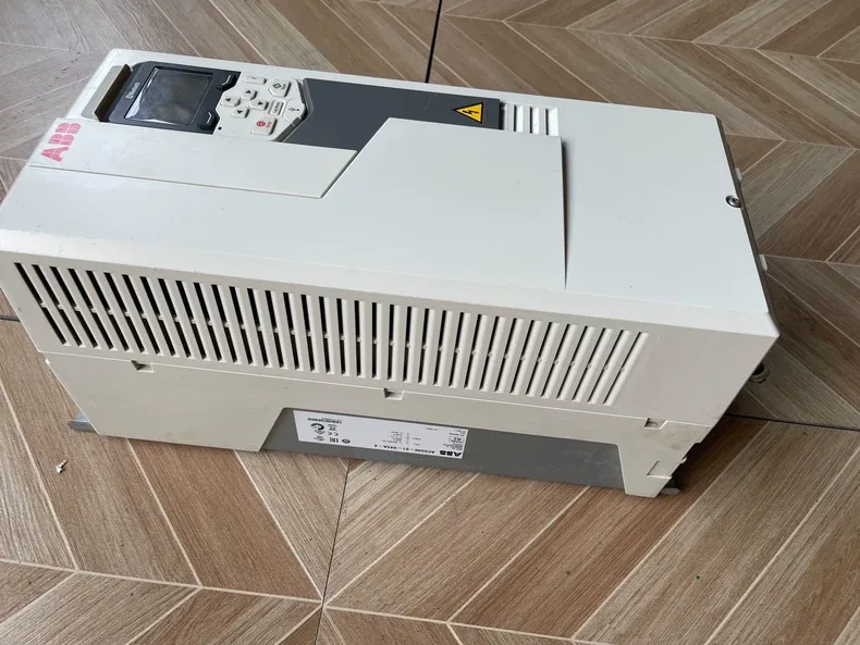 ABB ACS580-01-045A-4 frequency converter 3