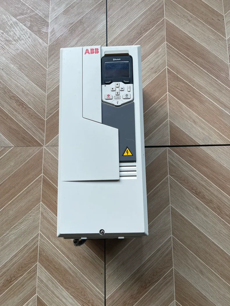 ABB ACS580-01-045A-4 frequency converter 4