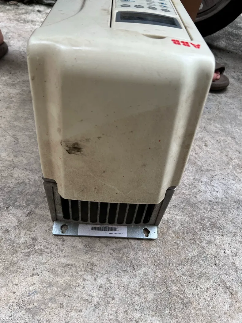 ABB inverter ACS800-01-0011-3+P901 2