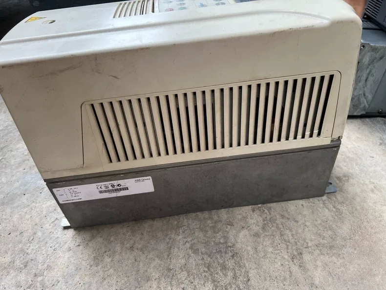 ABB inverter ACS800-01-0011-3+P901 5