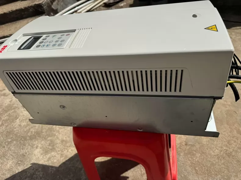ABB ACS800-01-0040-3+D150+P901 37KW