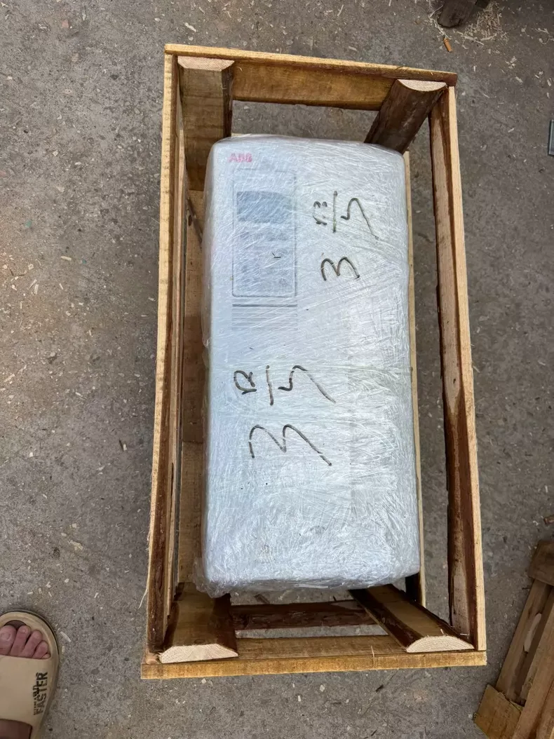 ABB ACS800-01-0040-3+D150+P901 37KW 2
