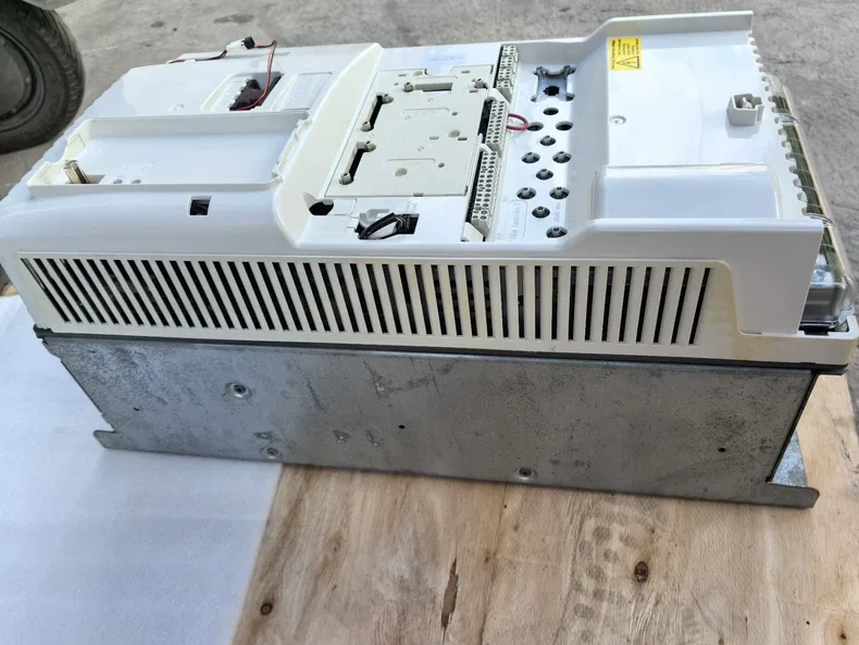 ABB 45KW 380V ACS800-01-0050-3+D150+P901 4
