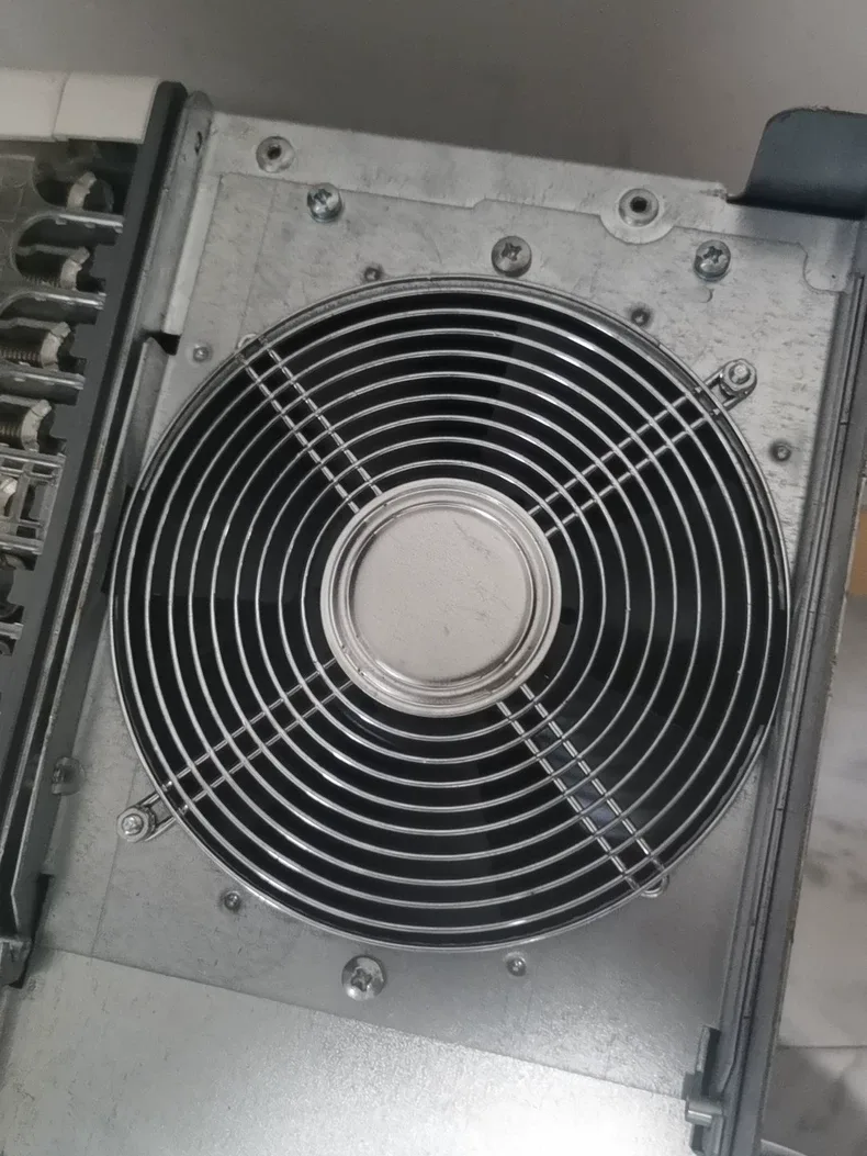 ABB ACS800-01-0050-3+P901 Inverter 45kW 2