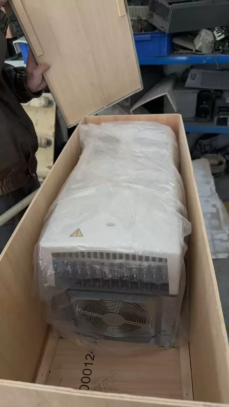 ABB ACS800-04-0060-3+P901 Frequency converter * c 3