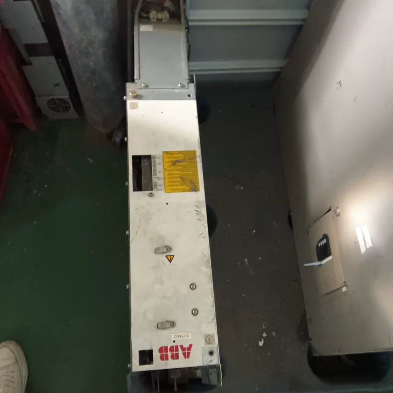 ABB ACS800-104-0175-3 AC Driver 5