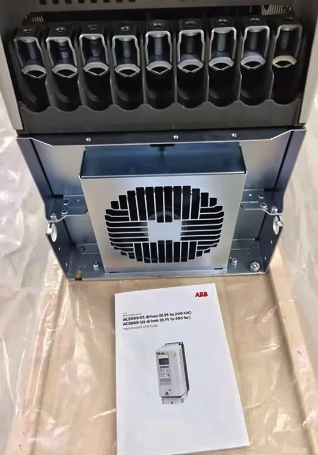ABB frequency converter ACS800-01-0120-3+D150+E210 4