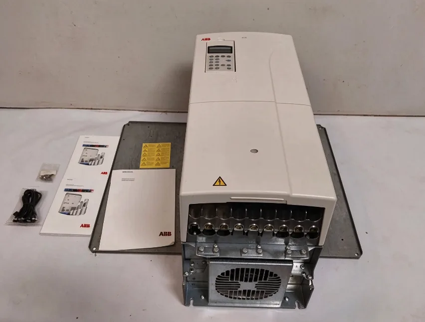 ABB ACS800-01-0140-5+C132 Frequency Converter Drive CDP 312R 380-500V48-63HzHTY0