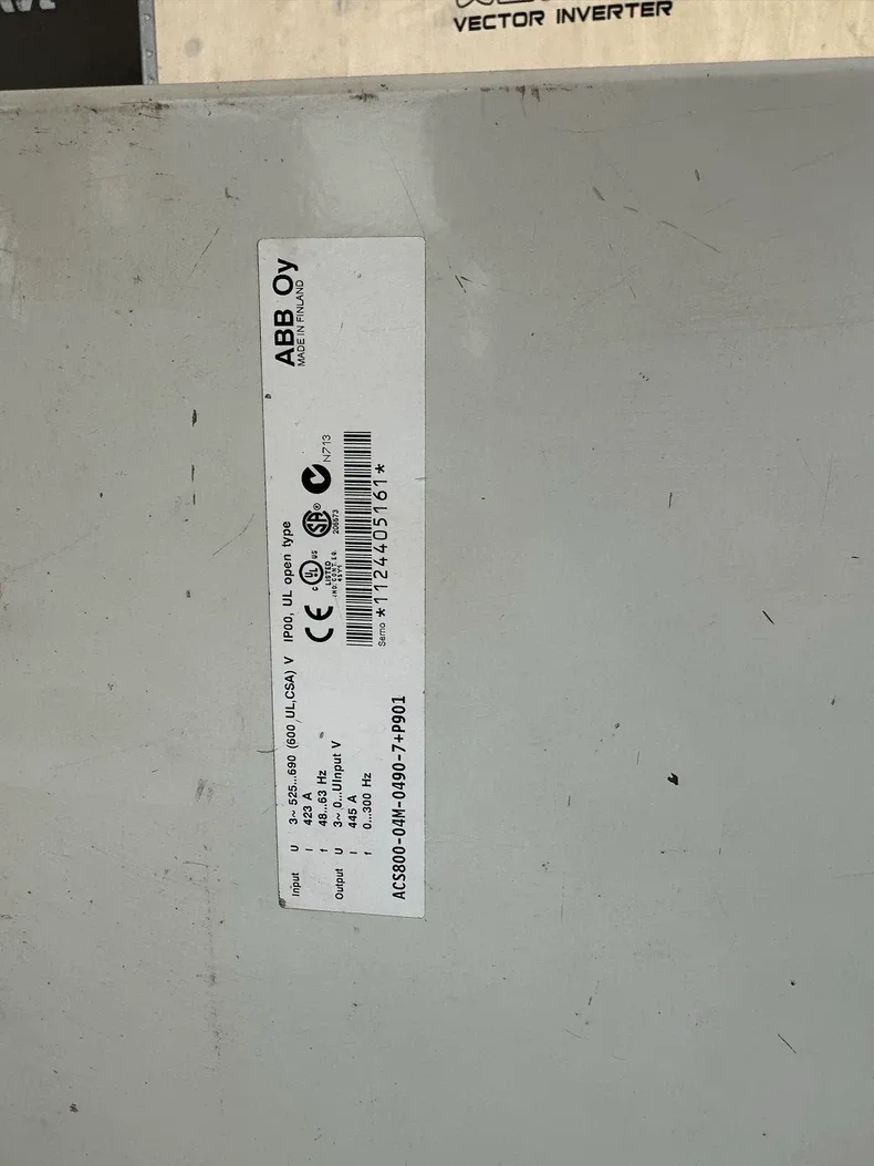 ABB ACS800-04M-0490-7+P901 frequency converter