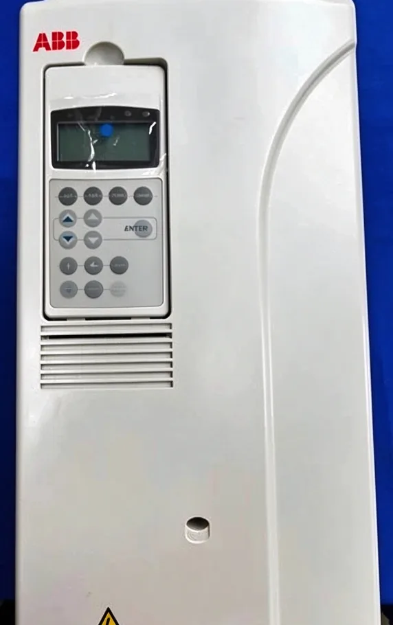 ABB ACS800-U1-0040-7+P901 2
