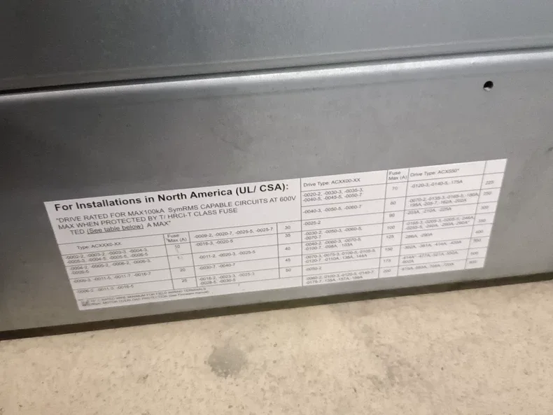 ABB ACS800-U1-0140-5+P901 Variable Frequency 3