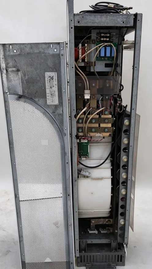ABB ACS800-04-0400-3 VFD Frequency Drive 4