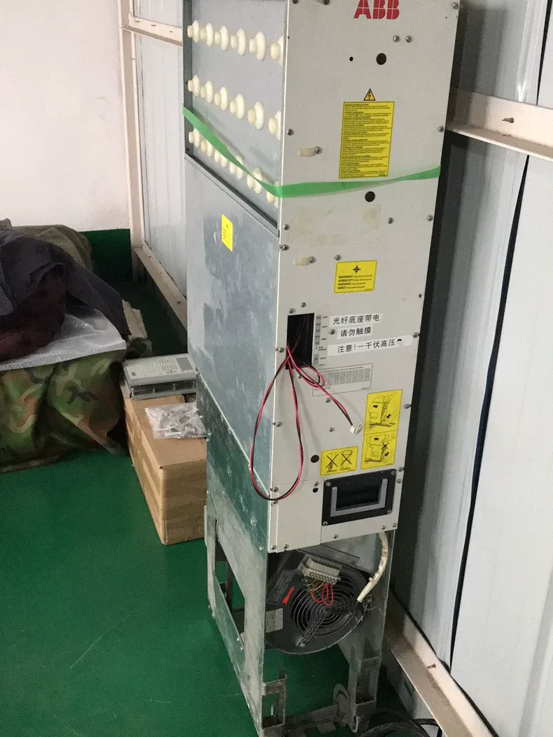 ABB ACS800-104-0580-7 INVERTER MODULE 2