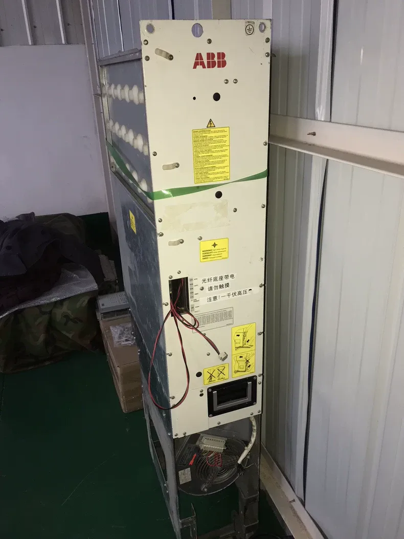 ABB ACS800-104-0580-7 INVERTER MODULE 4