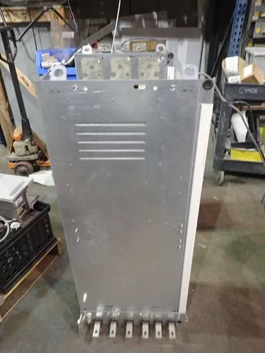ABB 250 HP VFD AC Drive ACS800-U4-0260-5+P901 291A 480 volt - Powered on 4