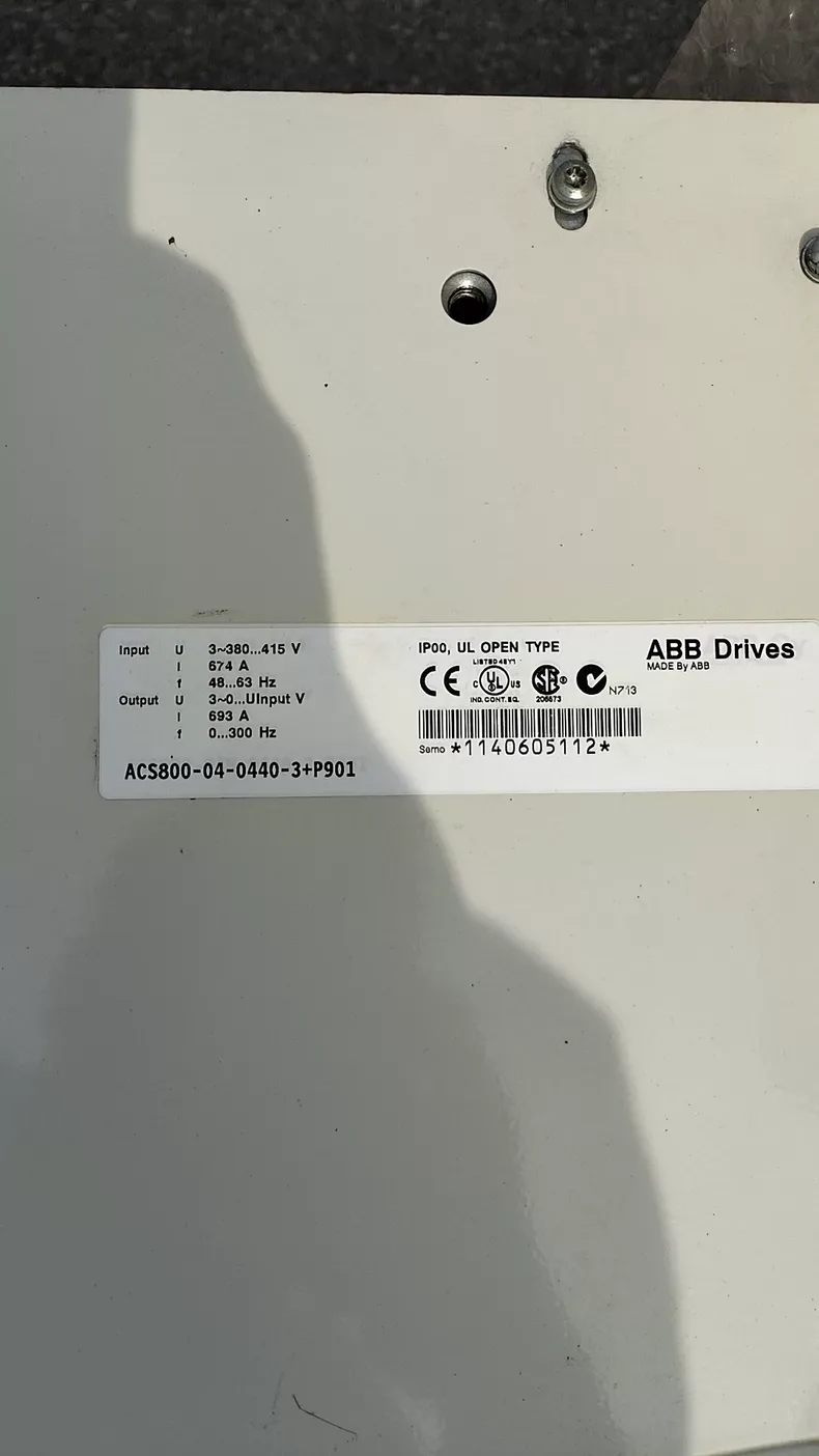 ABB ACS800-04-0440-3+P901 In 5