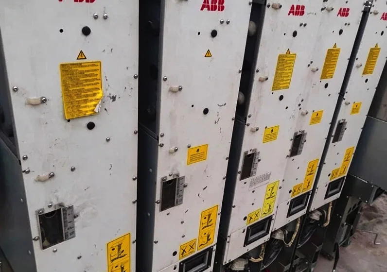 ABB ACS800-104-0400-5+E205+Q950+V991 Inverter 2