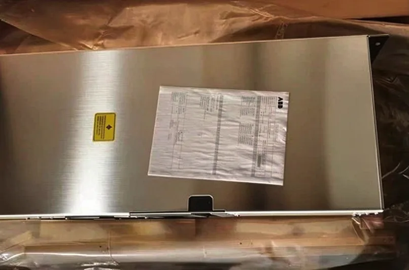 ABB ACS800-704-0910-7 Frequency converter 3