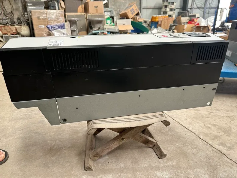 ABB ACS880-01-072A-3 Inverter 4