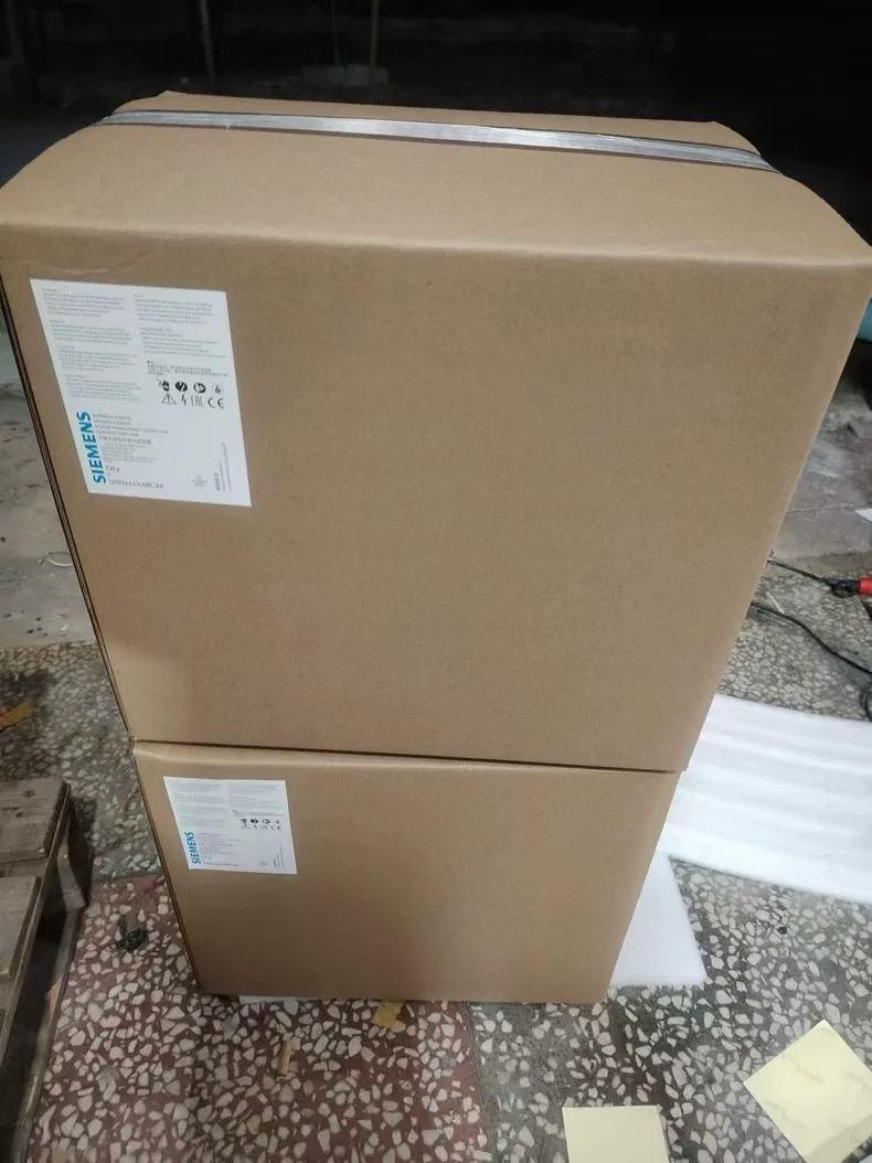 ABB PSTX30-600-70 1SFA898103R7000 Soft Starter 3