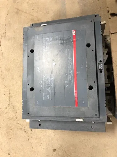 ABB AF1350-30-01E-70 Contactor 3