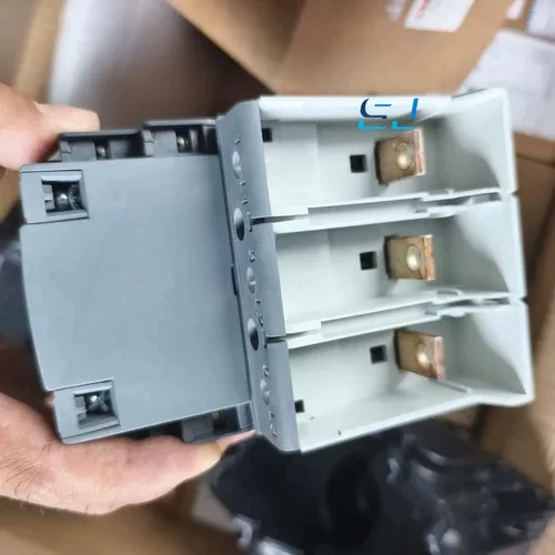 ABB AF145B-30-22RT-12 1SFL467062R1222 Contactor 3
