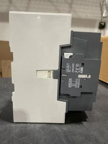 ABB damaged AF145N4-3011-72 Contactor no hardware see all pics damage 4