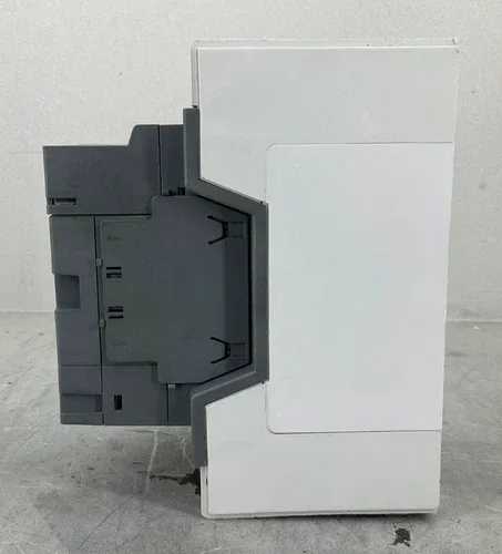 ABB AF190-30-11-34 CONTACTOR 3PH 150HP 3P 250-500V COIL FLAWED 2