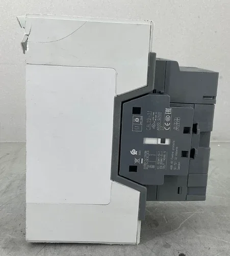 ABB AF190-30-11-34 CONTACTOR 3PH 150HP 3P 250-500V COIL FLAWED 4